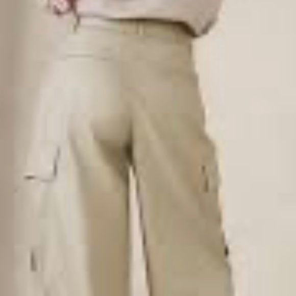 Banana Republic Factory Twill Cargo Pants - Picture 2 of 8